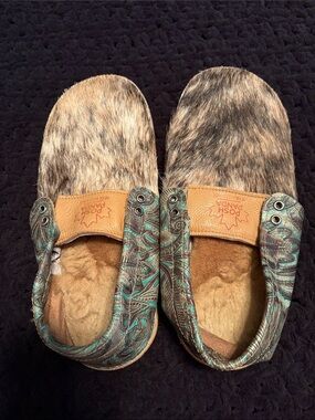 Women's Cow Hair Moccasins
